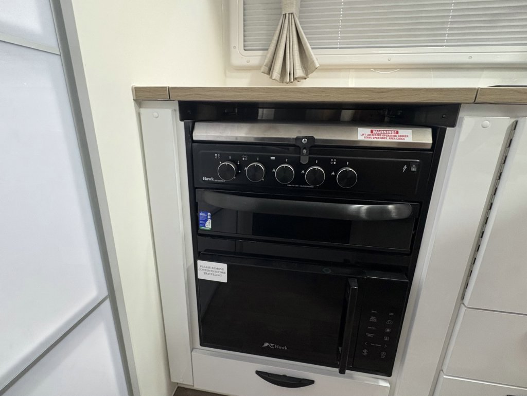 NEW 2026 SUPREME TERRITORY CARAVAN 1 AXLE