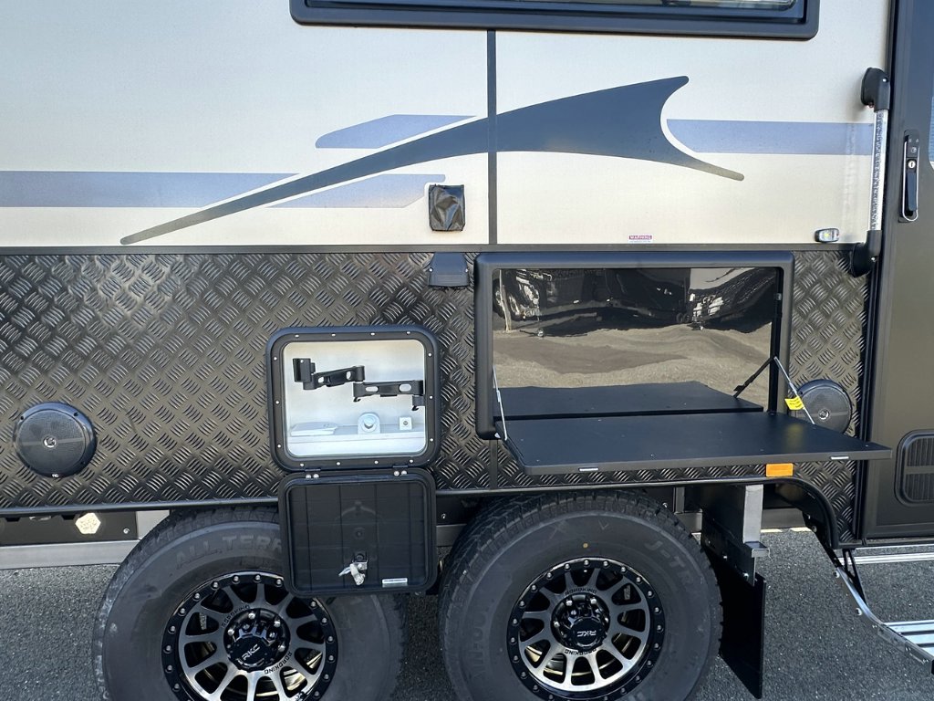 NEW 2026 SUPREME EXECUTIVE CARAVAN 2 AXLE