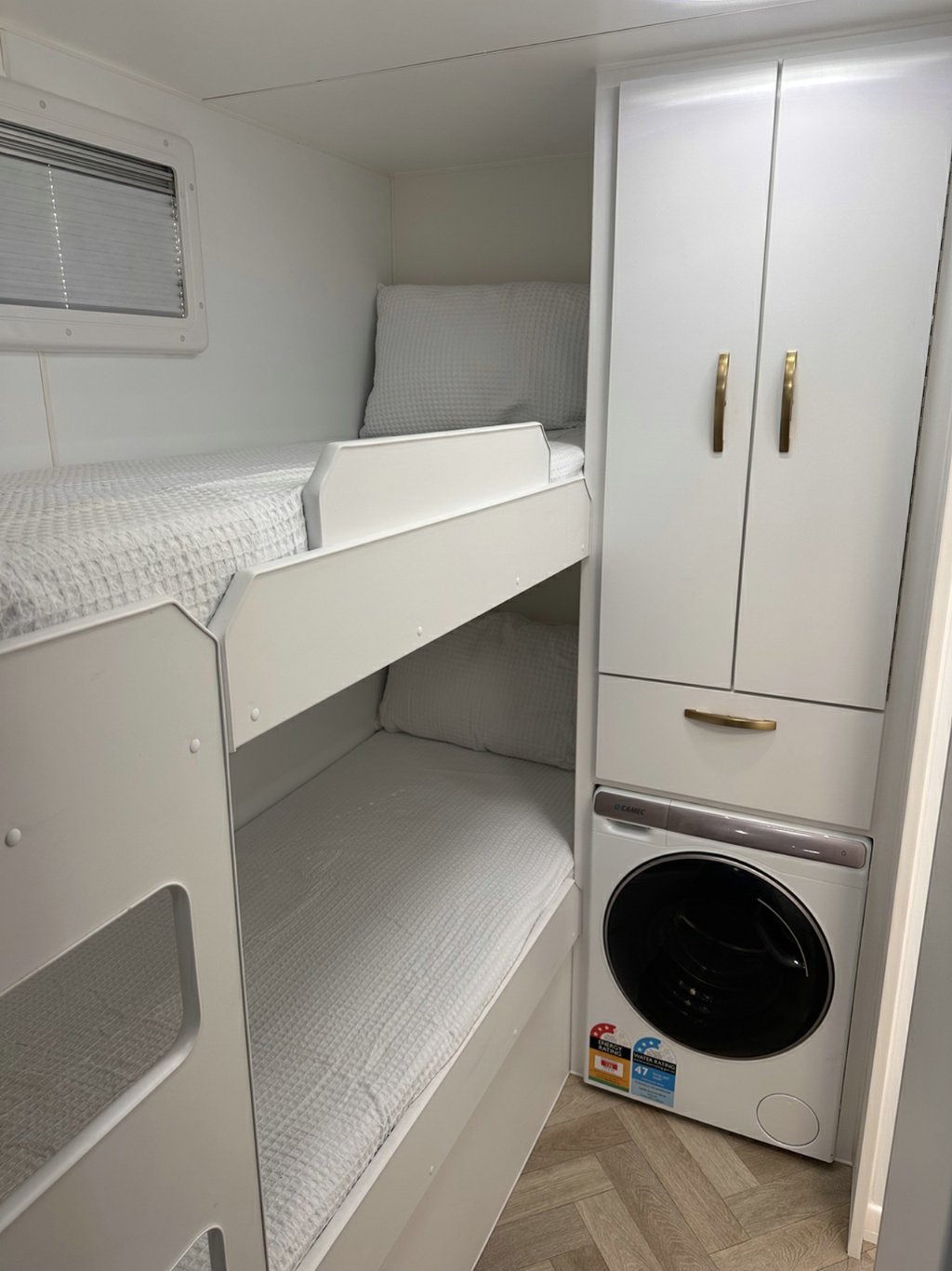 NEW 2026 LEADER CARAVANS GOLD LE CARAVAN 2 AXLE