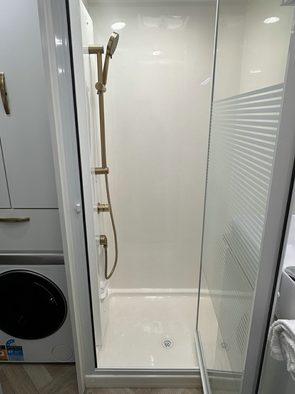 NEW 2026 LEADER CARAVANS GOLD LE CARAVAN 2 AXLE