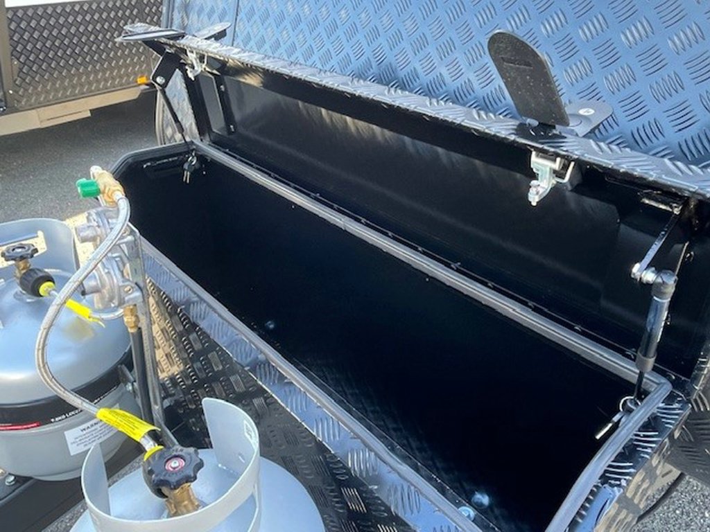 NEW 2026 SUPREME EXECUTIVE CARAVAN 2 AXLE