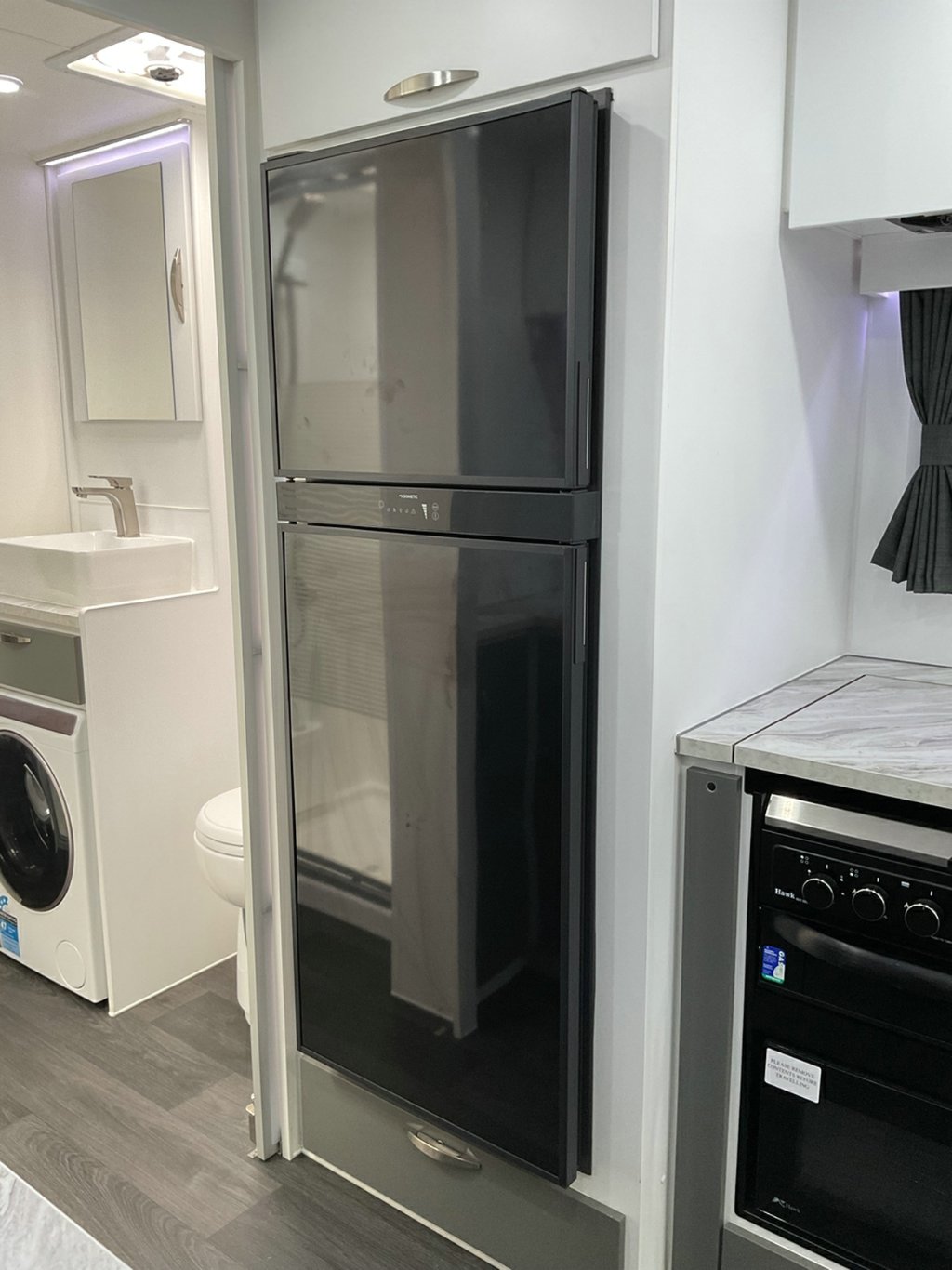 NEW 2025 SUPREME EXECUTIVE CARAVAN 2 AXLE