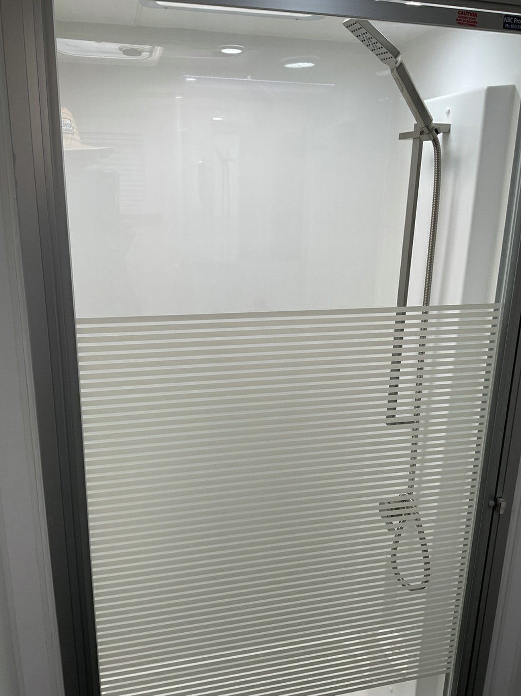 NEW 2025 SUPREME EXECUTIVE CARAVAN 2 AXLE