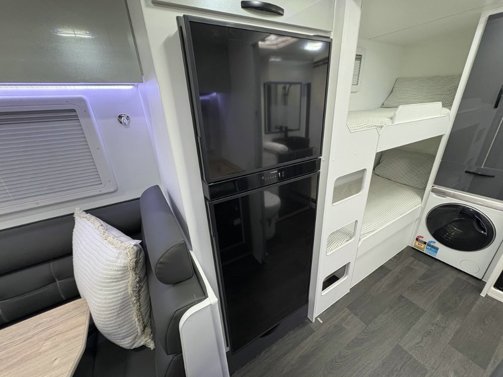 NEW 2026 LEADER CARAVANS GOLD LE CARAVAN 2 AXLE