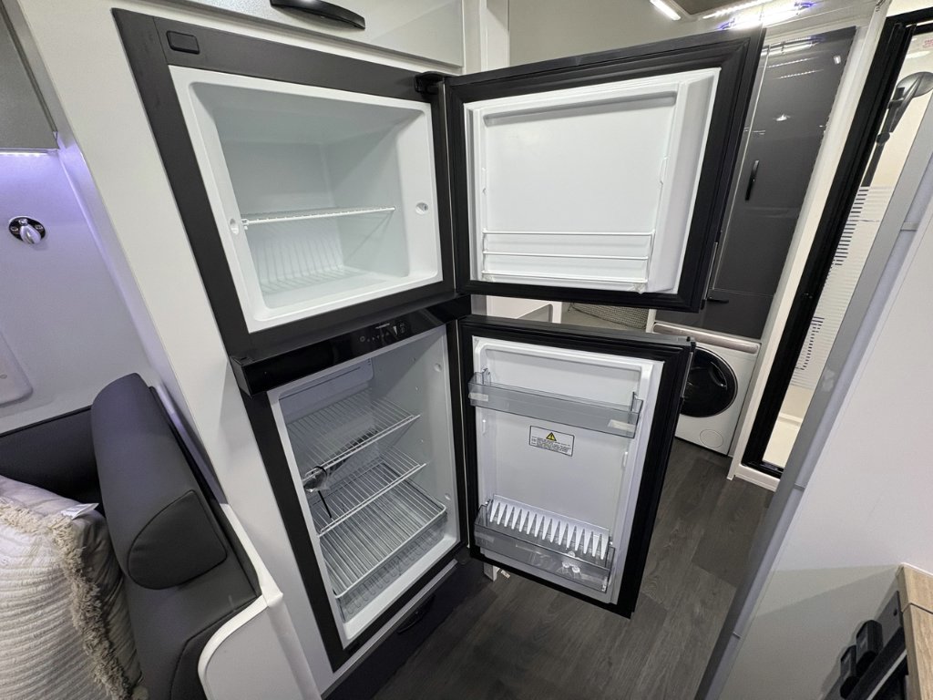 NEW 2026 LEADER CARAVANS GOLD LE CARAVAN 2 AXLE