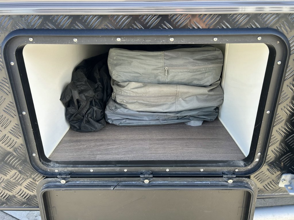 USED 2018 SUPREME TERRITORY CARAVAN 2 AXLE