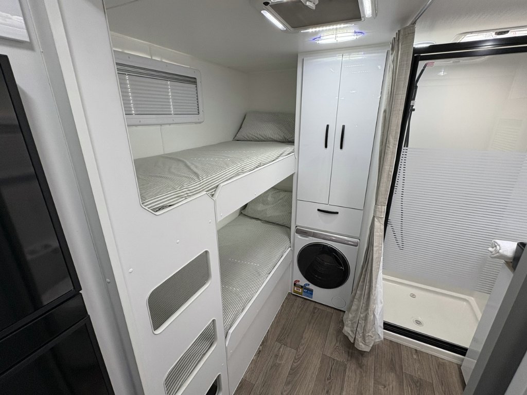 NEW 2026 LEADER CARAVANS GOLD LE 20K SERIES CARAVAN 2 AXLE