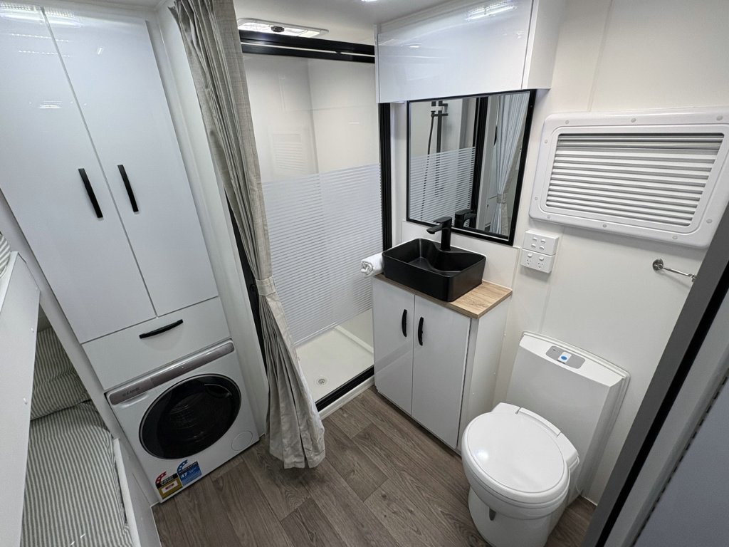 NEW 2026 LEADER CARAVANS GOLD LE 20K SERIES CARAVAN 2 AXLE