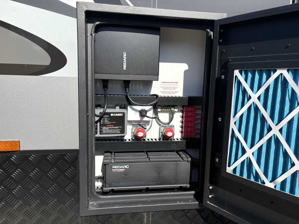 NEW 2026 LEADER CARAVANS GOLD LE 20K SERIES CARAVAN 2 AXLE