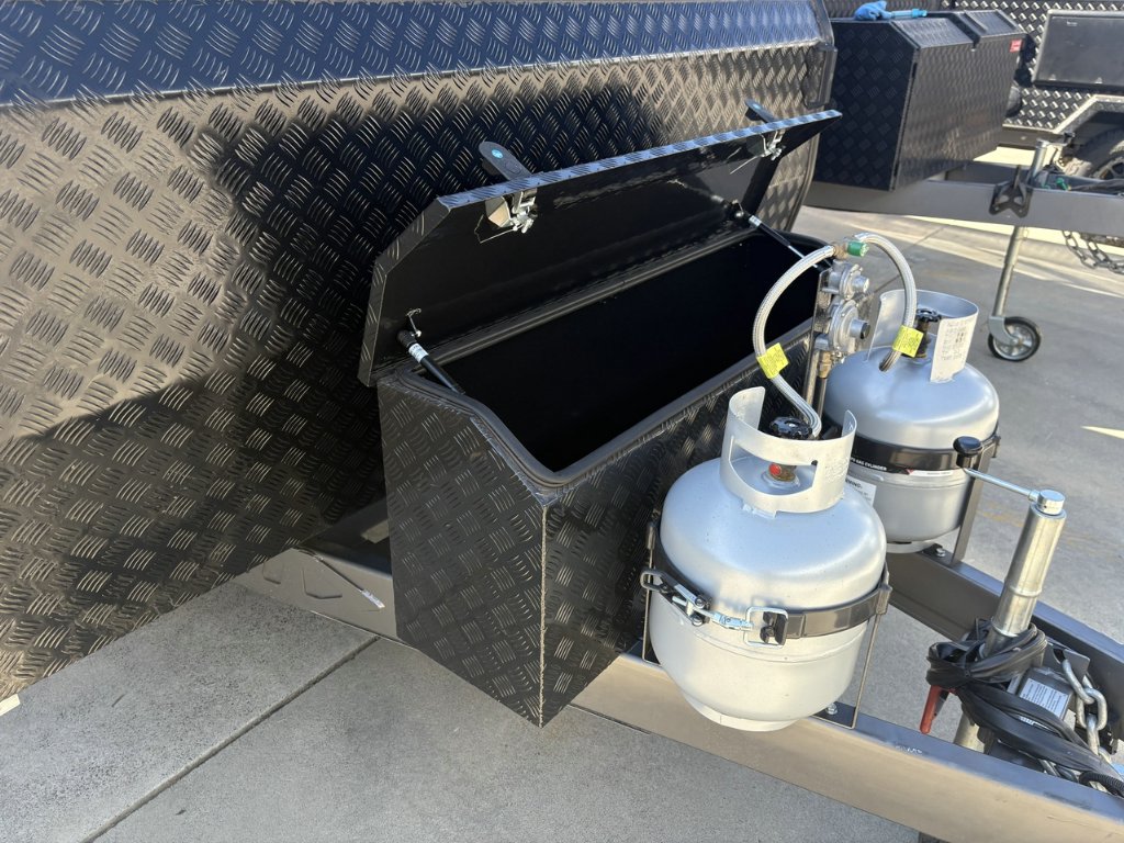 NEW 2026 LEADER CARAVANS GOLD LE 20K SERIES CARAVAN 2 AXLE