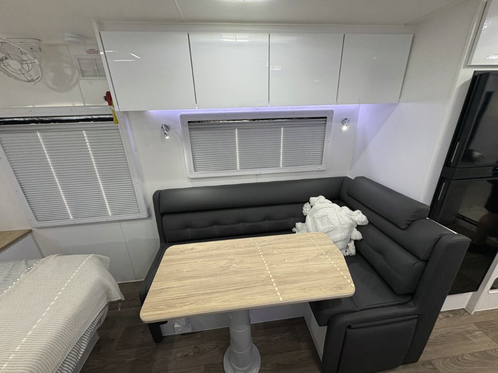 NEW 2026 LEADER CARAVANS GOLD LE 20K SERIES CARAVAN 2 AXLE