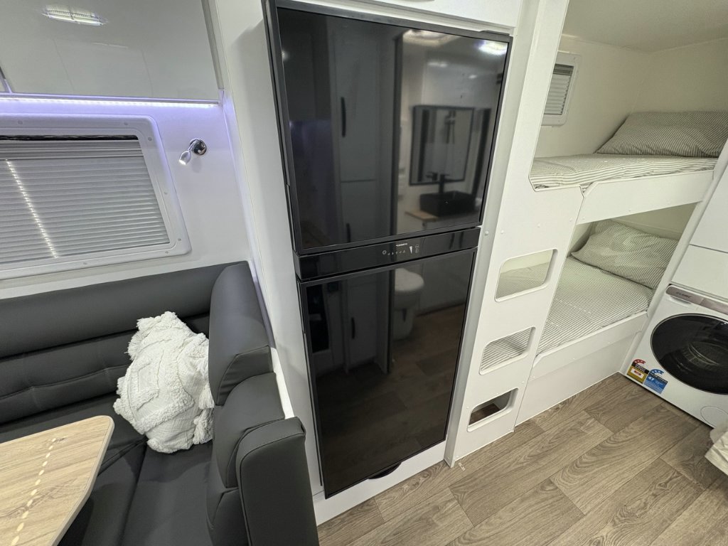 NEW 2026 LEADER CARAVANS GOLD LE 20K SERIES CARAVAN 2 AXLE