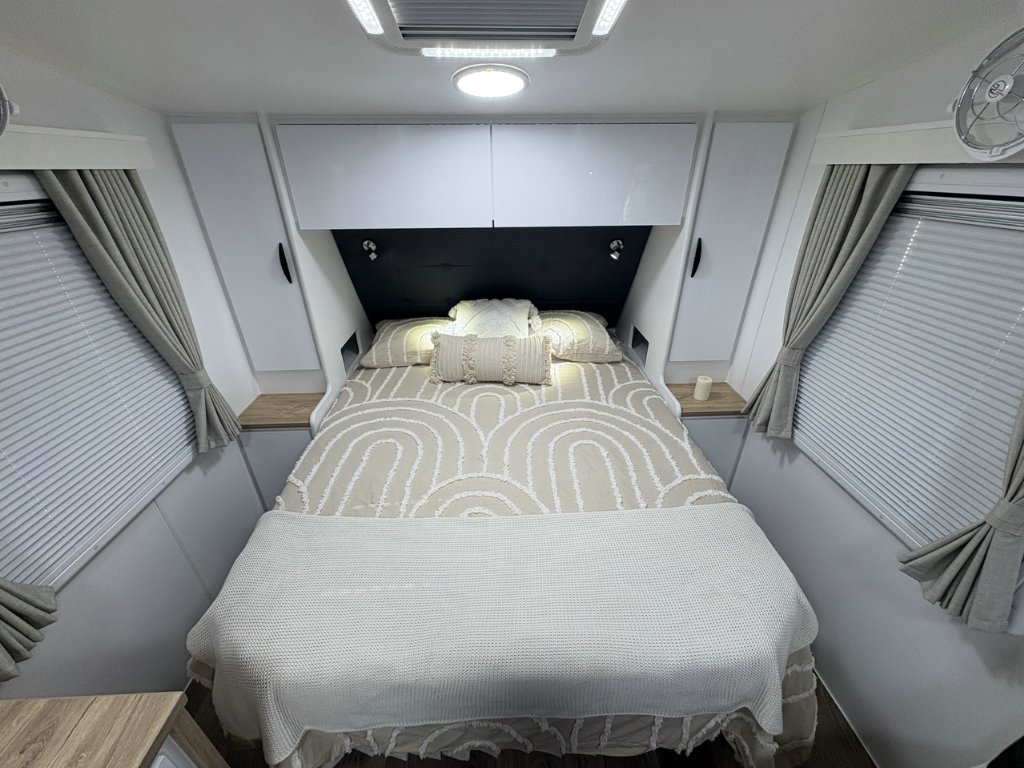 NEW 2026 SUPREME TERRITORY CARAVAN 1 AXLE