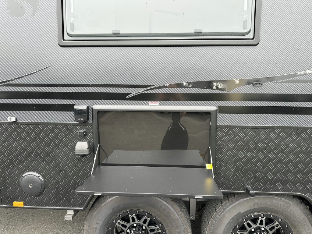 NEW 2026 SUPREME CLASSIC TOURER CARAVAN 2 AXLE