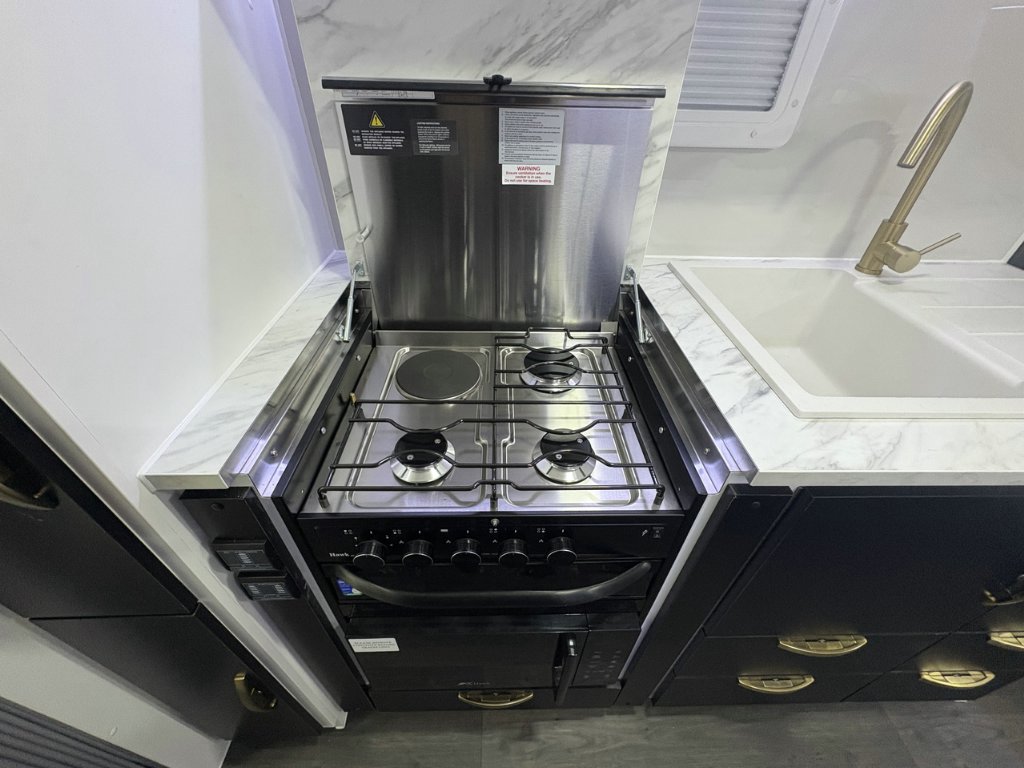 NEW 2026 LEADER CARAVANS GOLD LE CARAVAN 2 AXLE