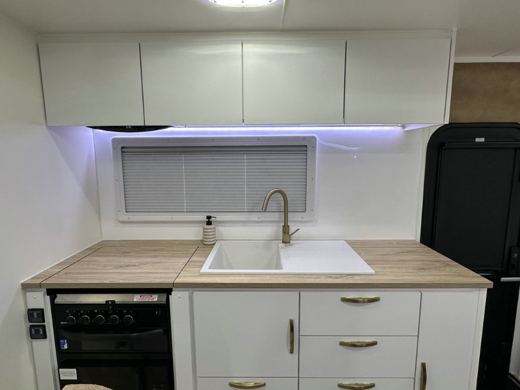 NEW 2026 LEADER CARAVANS GOLD LE CARAVAN 2 AXLE