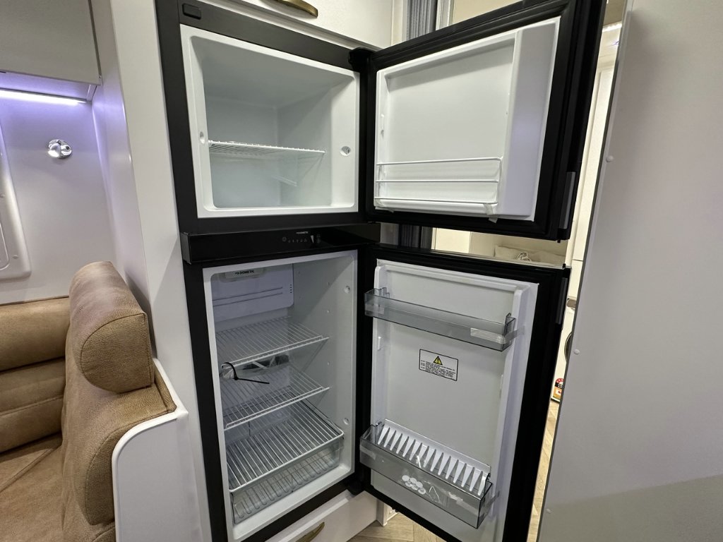 NEW 2026 LEADER CARAVANS GOLD LE CARAVAN 2 AXLE