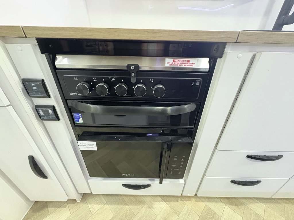 NEW 2026 LEADER CARAVANS GOLD LE DIRT ROADER CARAVAN 2 AXLE