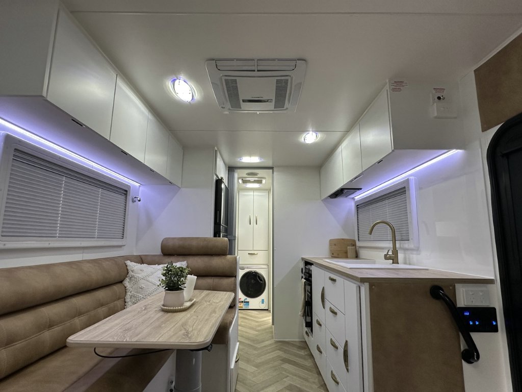 NEW 2026 LEADER CARAVANS GOLD LE CARAVAN 2 AXLE