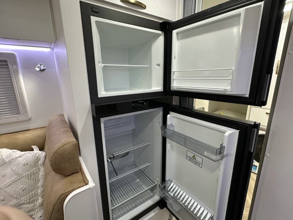 NEW 2026 LEADER CARAVANS GOLD LE CARAVAN 2 AXLE