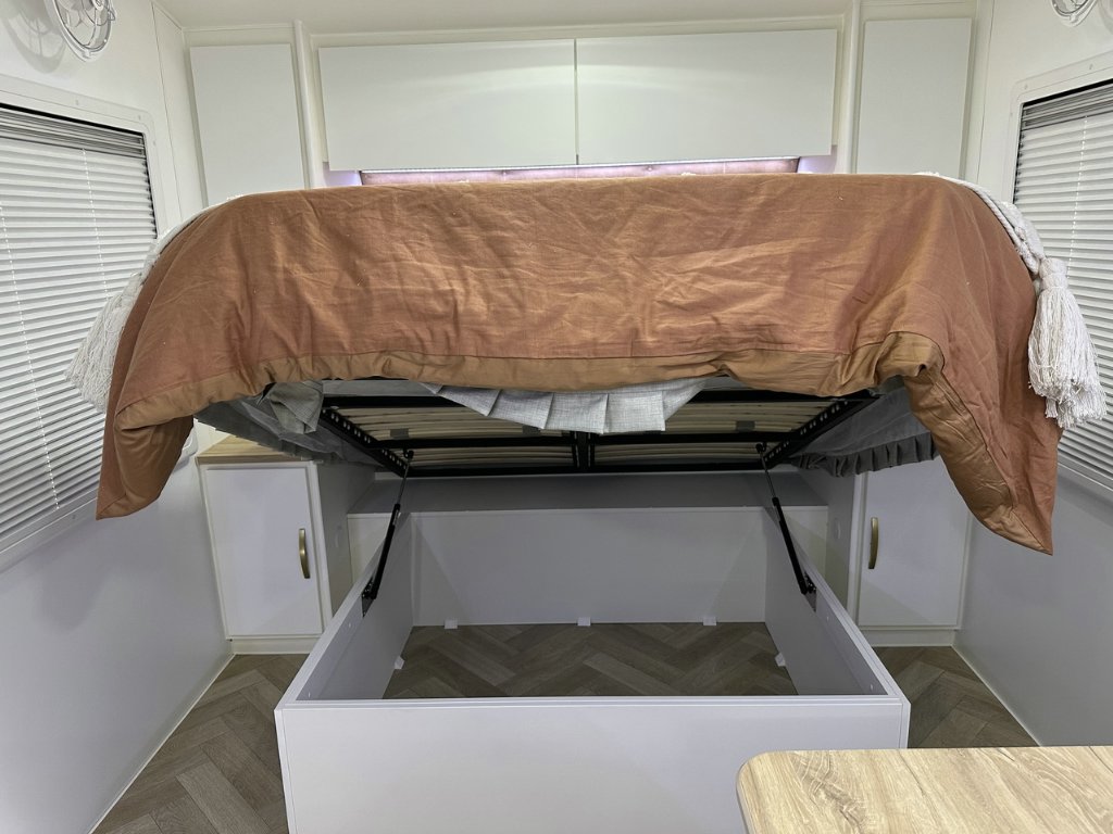 NEW 2026 LEADER CARAVANS GOLD LE CARAVAN 2 AXLE