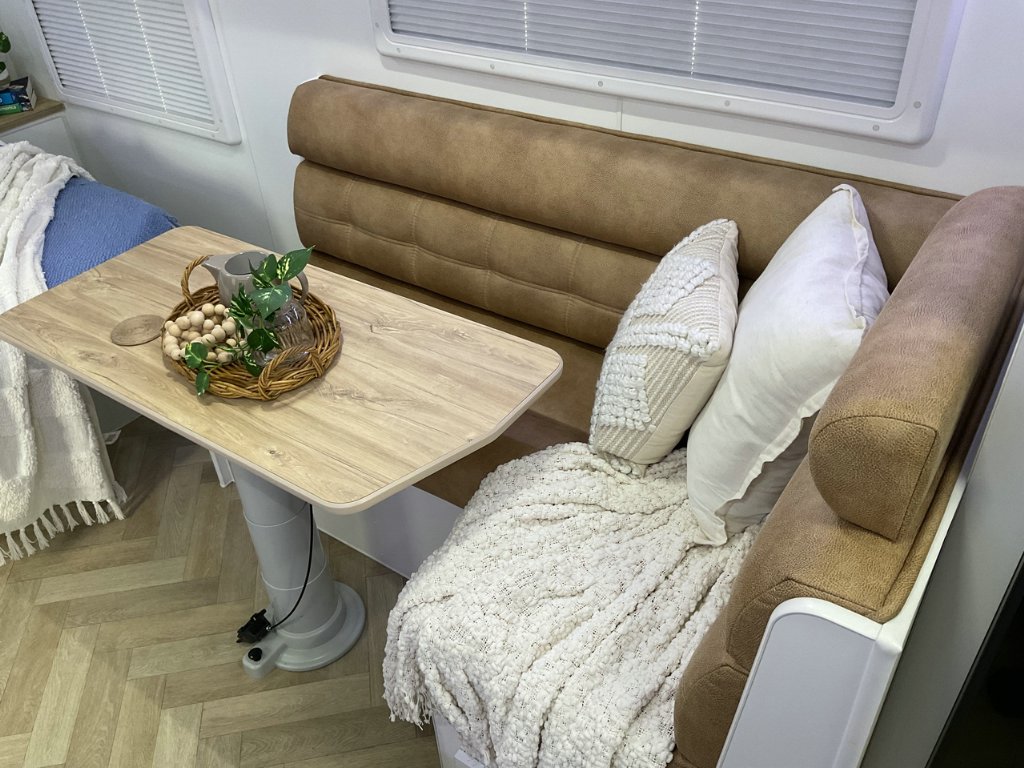 NEW 2026 LEADER CARAVANS GOLD LE CARAVAN 2 AXLE