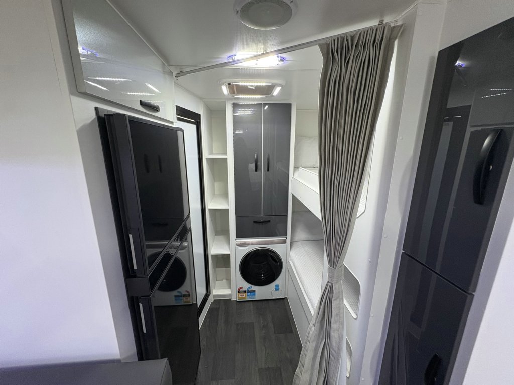NEW 2026 LEADER CARAVANS GOLD LE CARAVAN 2 AXLE