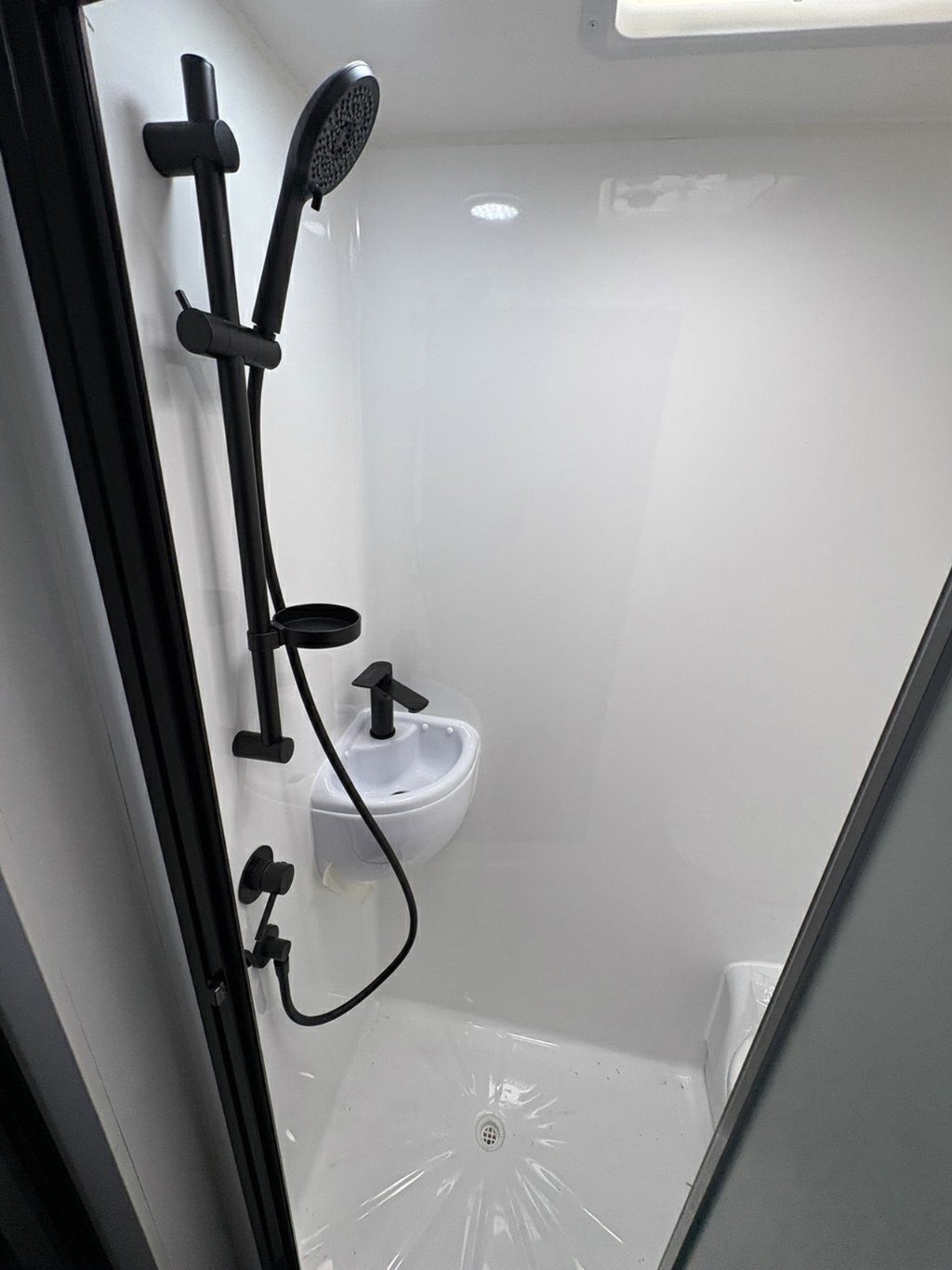 NEW 2026 LEADER CARAVANS GOLD LE CARAVAN 2 AXLE