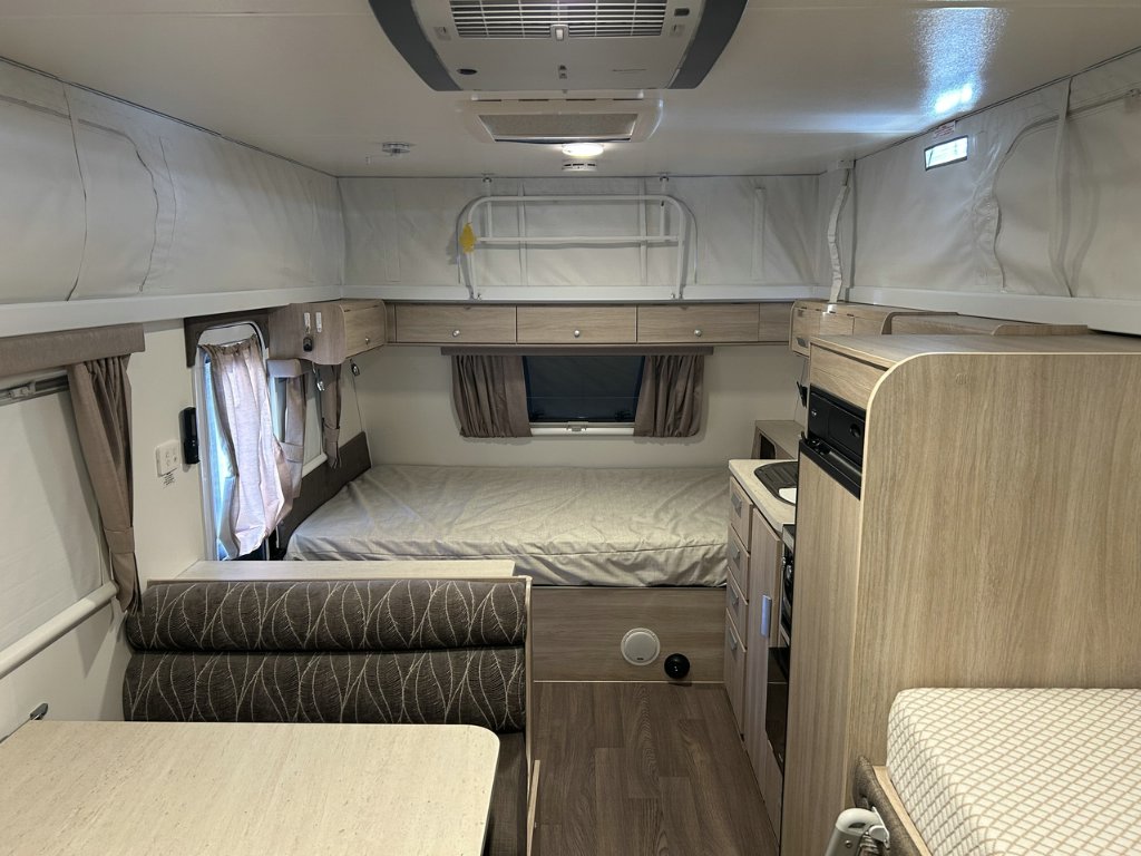 USED 2017 JAYCO STARCRAFT OUTBACK POP TOP 2 AXLE