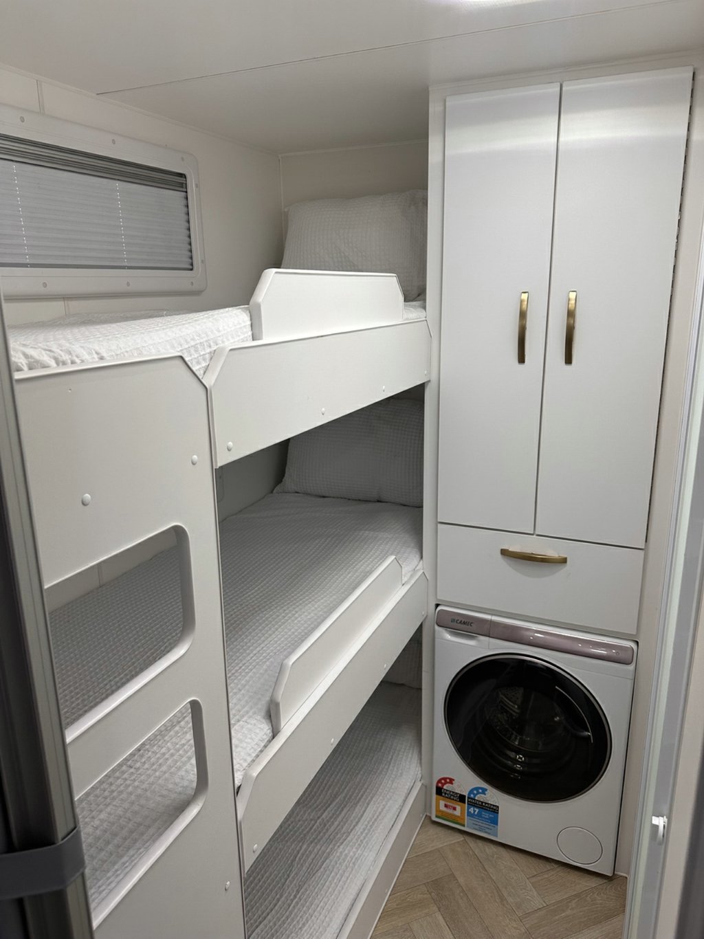 NEW 2026 LEADER CARAVANS GOLD LE CARAVAN 2 AXLE