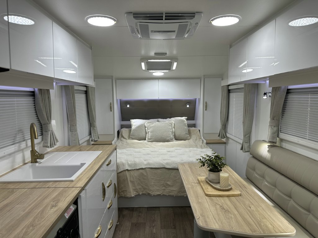 NEW 2026 SUPREME TERRITORY CARAVAN 2 AXLE