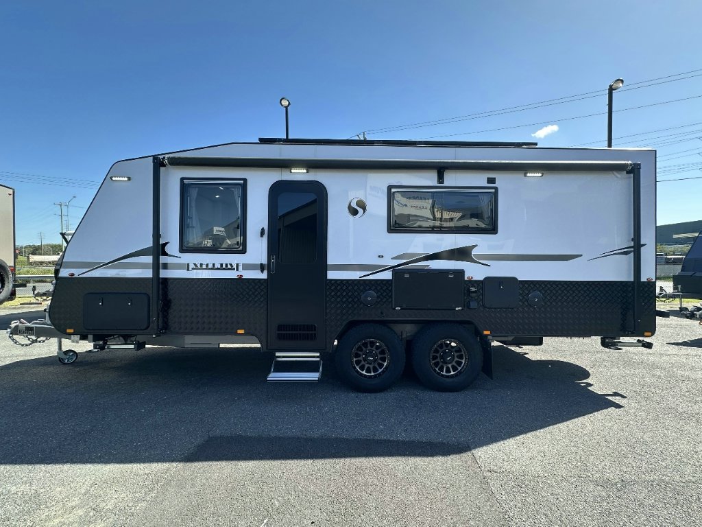 NEW 2025 SUPREME EXECUTIVE CARAVAN 2 AXLE