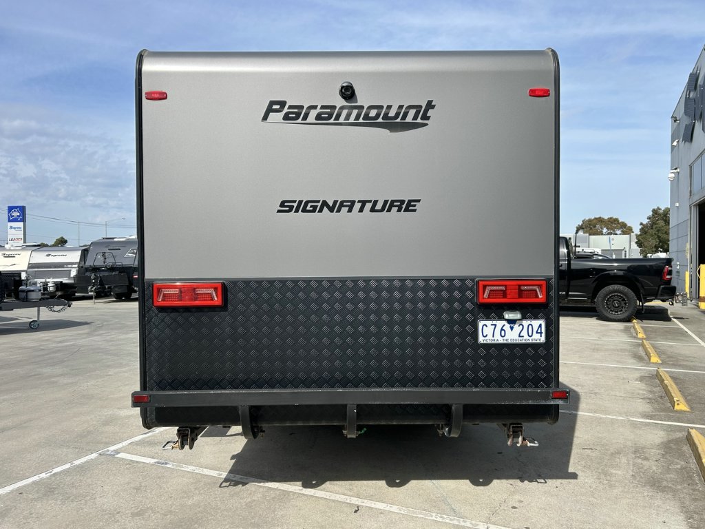 USED 2021 PARAMOUNT SIGNATURE 196 CARAVAN 2 AXLE