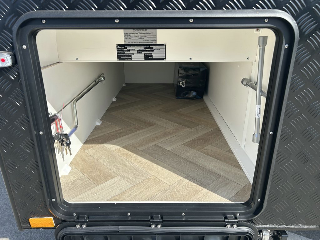 NEW 2026 SUPREME CLASSIC TOURER CARAVAN 2 AXLE