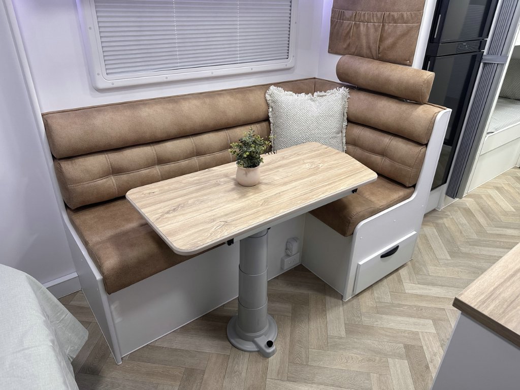 NEW 2026 LEADER CARAVANS GOLD LE CARAVAN 2 AXLE