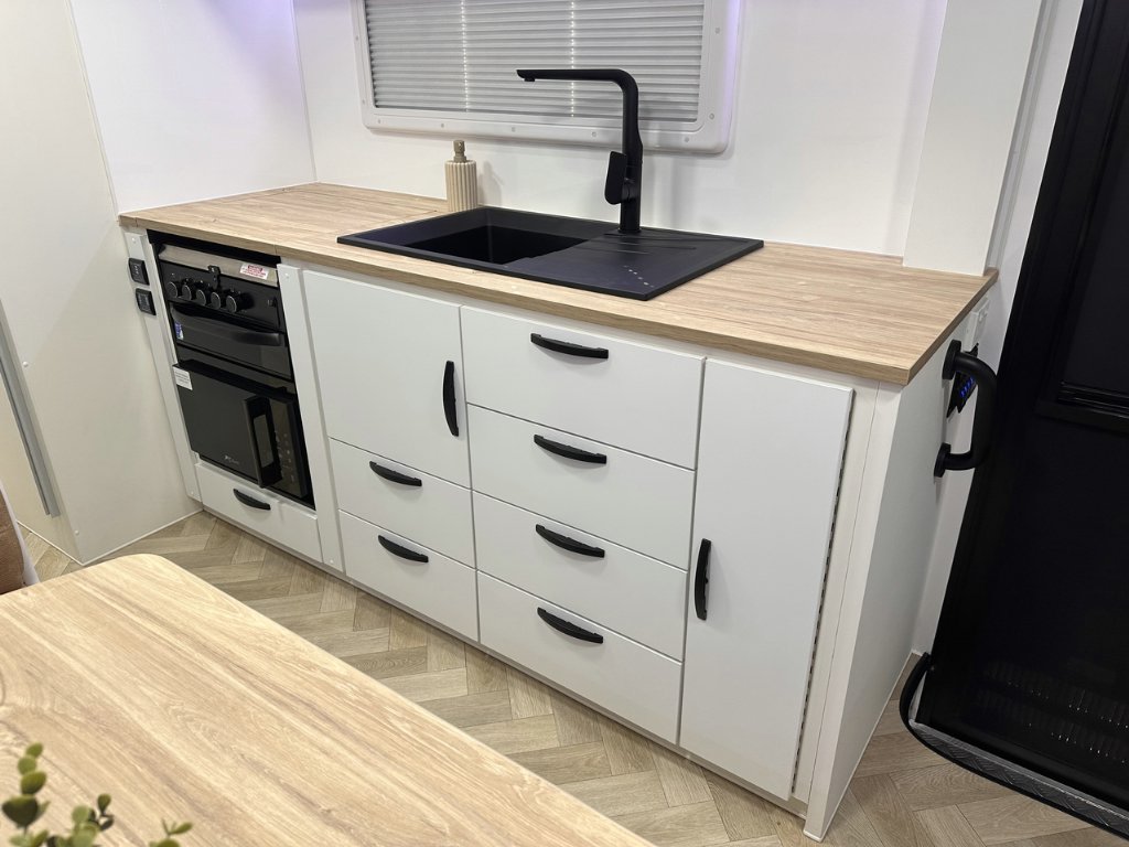 NEW 2026 LEADER CARAVANS GOLD LE CARAVAN 2 AXLE