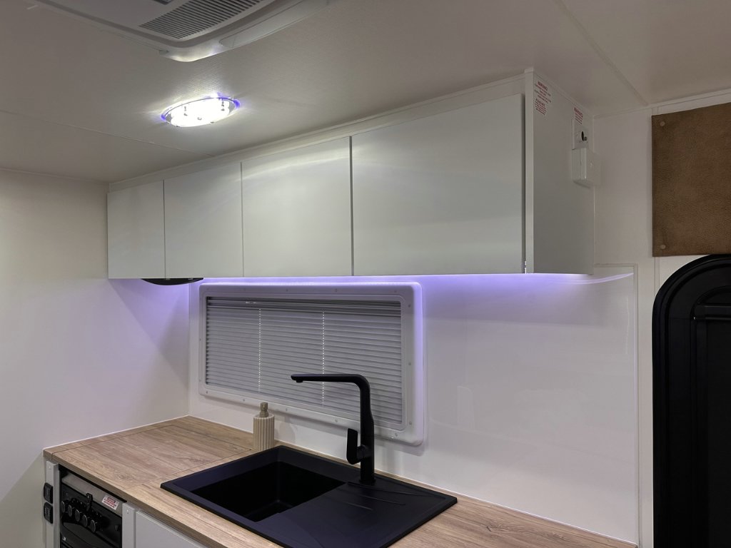 NEW 2026 LEADER CARAVANS GOLD LE CARAVAN 2 AXLE
