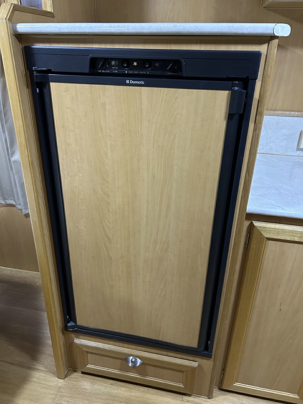 USED 2010 ROMA ELEGANCE CARAVAN 2 AXLE