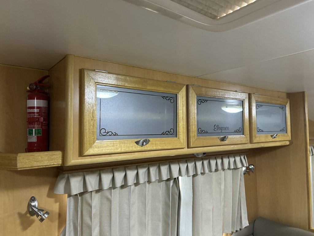 USED 2010 ROMA ELEGANCE CARAVAN 2 AXLE
