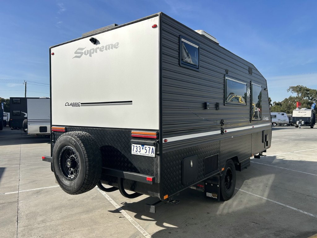 USED 2023 SUPREME CLASSIC TOURER CARAVAN 1 AXLE