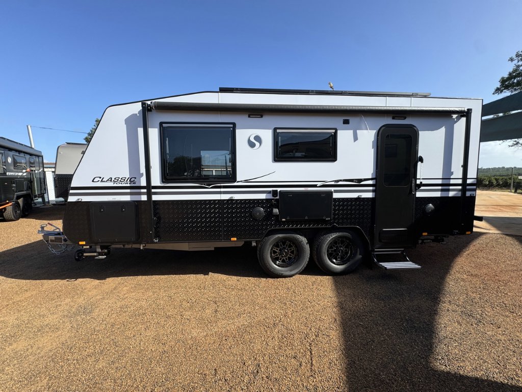 NEW 2026 SUPREME CLASSIC TOURER CARAVAN 2 AXLE