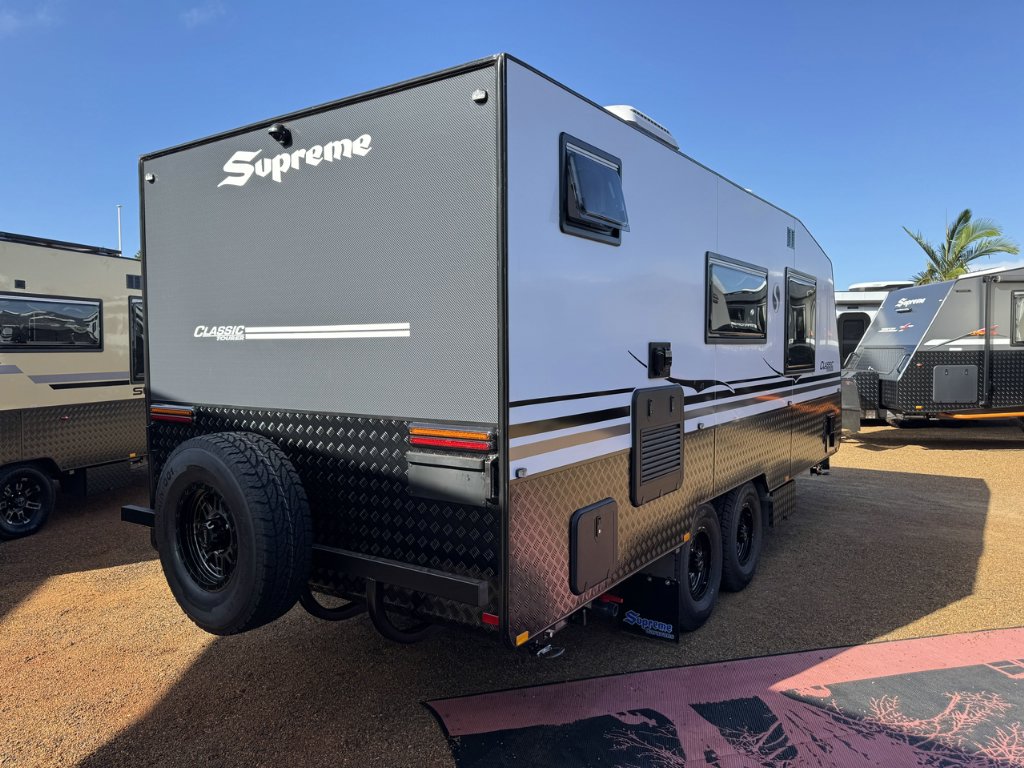 NEW 2026 SUPREME CLASSIC TOURER CARAVAN 2 AXLE
