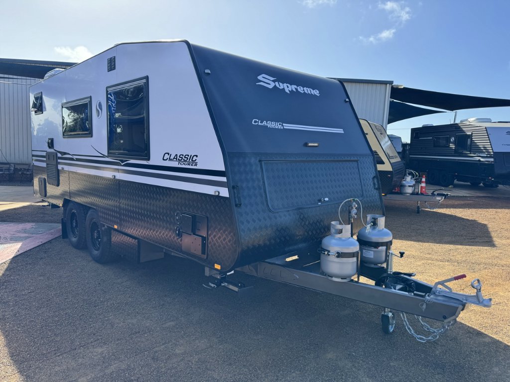 NEW 2026 SUPREME CLASSIC TOURER CARAVAN 2 AXLE