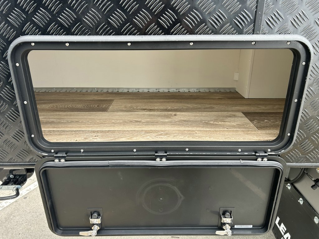 NEW 2026 LEADER CARAVANS GOLD LE DIRT ROADER CARAVAN 2 AXLE
