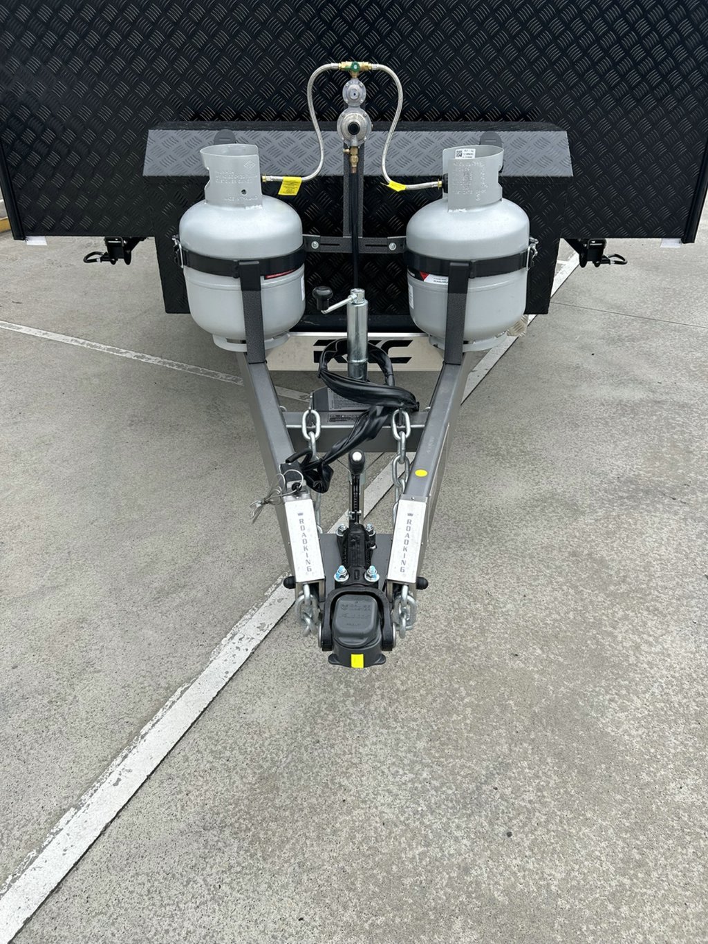 NEW 2026 LEADER CARAVANS GOLD LE DIRT ROADER CARAVAN 2 AXLE
