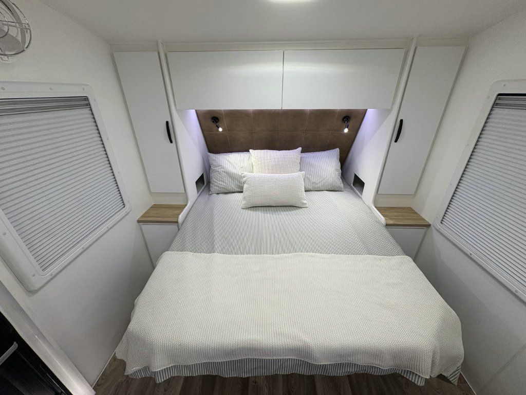 NEW 2026 LEADER CARAVANS GOLD LE CARAVAN 2 AXLE