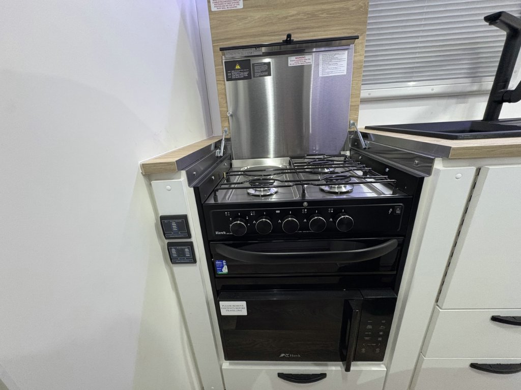 NEW 2026 LEADER CARAVANS GOLD LE CARAVAN 2 AXLE
