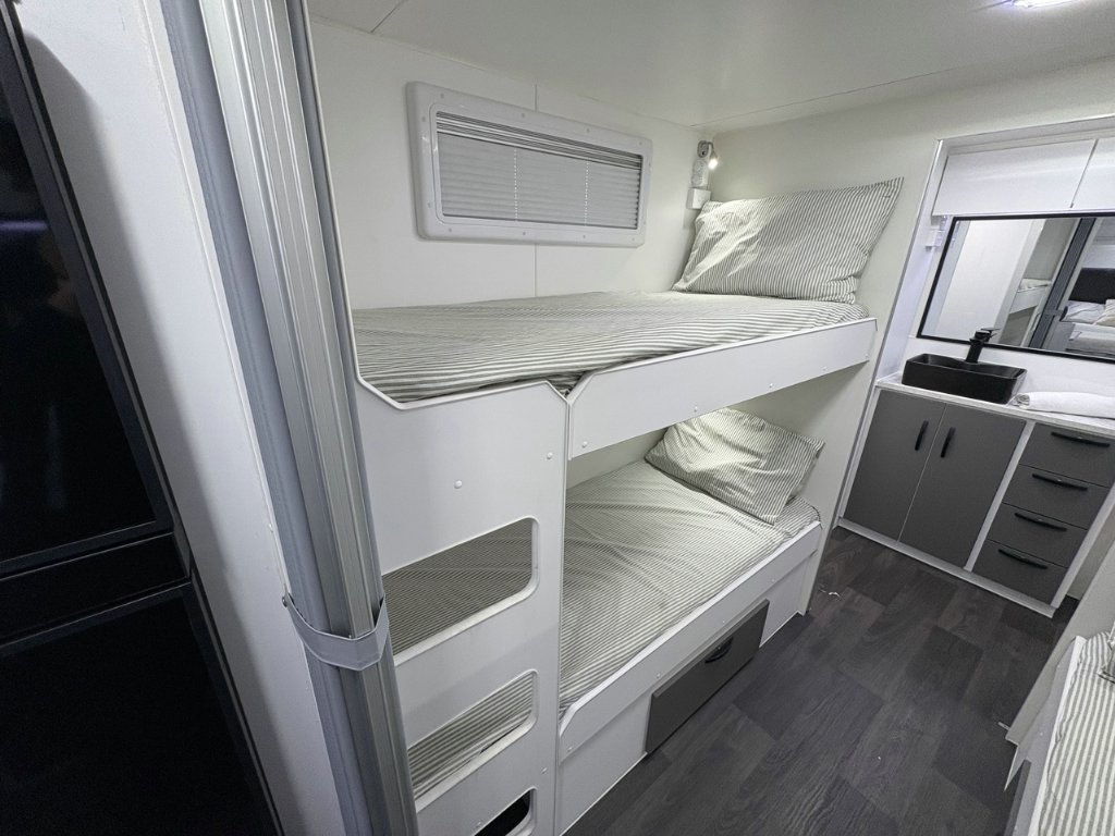NEW 2026 LEADER CARAVANS GOLD LE CARAVAN 2 AXLE