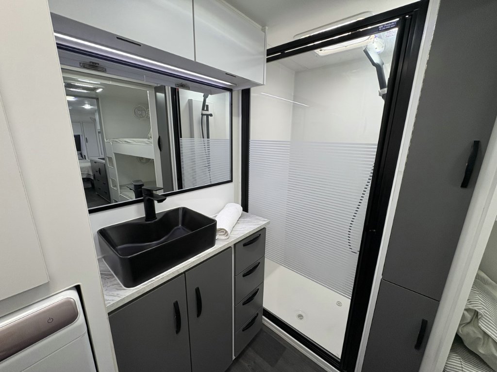 NEW 2026 LEADER CARAVANS GOLD LE CARAVAN 2 AXLE
