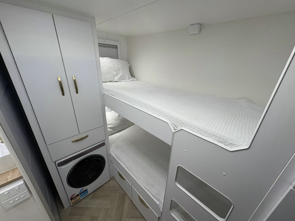 NEW 2026 LEADER CARAVANS GOLD LE CARAVAN 2 AXLE